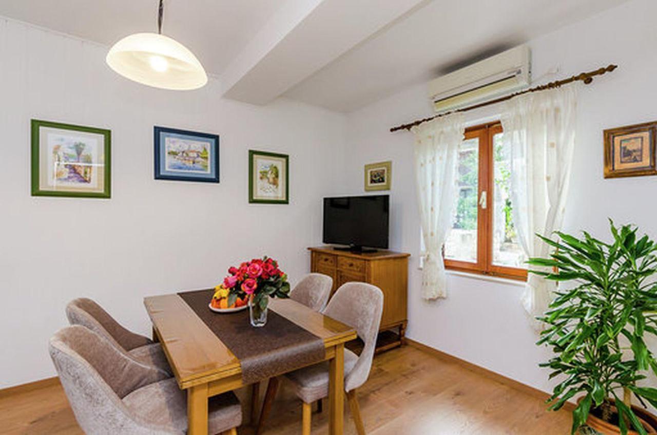 Antares Apartment